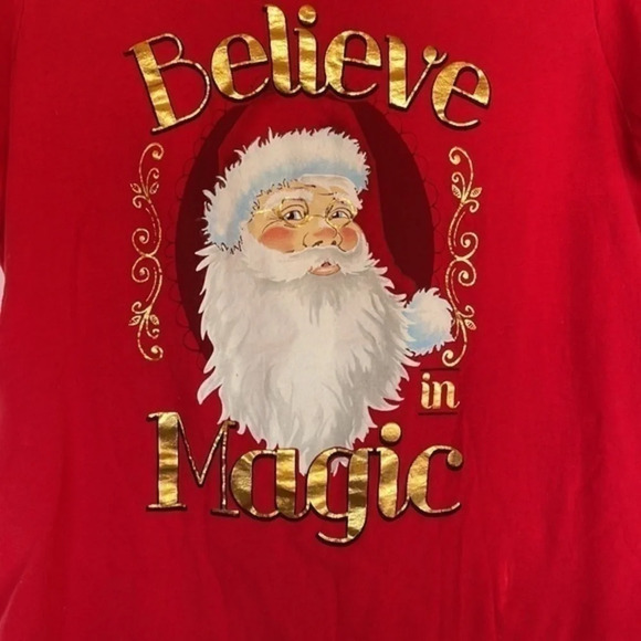 New Holiday Time "I Believe in Magic" Santa‎ T-shirt Size XL (16-18) - Picture 2 of 4